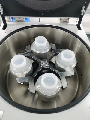 Cence Blutbank Zentrifuge 3L Neues Modell CLT55 / CLT55R Große Kapazität Niedriggeschwindigkeits-Zentrifuge