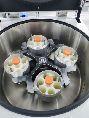 Cence Blutbank Zentrifuge 3L Neues Modell CLT55 / CLT55R Große Kapazität Niedriggeschwindigkeits-Zentrifuge