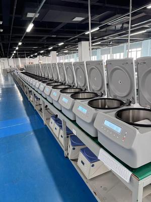 Cence L420-A - Niedriggeschwindigkeits-Zentrifuge 12x20 ml Kapazität 4200 Rpm