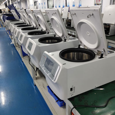 Hochgeschwindigkeits-Kühlzentrifuge mit 17500 U/min max. Drehzahl, 29302xg RCF und 4x100ml Kapazität