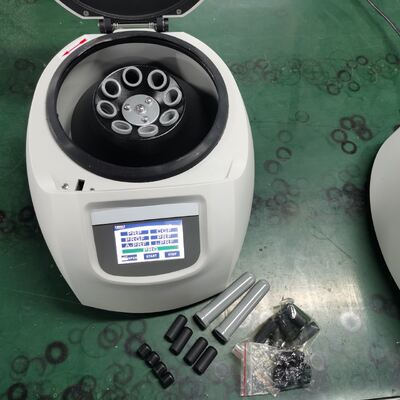 PRP-Zentrifuge TD4 Niedriggeschwindigkeitszentrifuge mit 4000r/min Maximalgeschwindigkeit 1980xg RCF und 100W Stromverbrauch